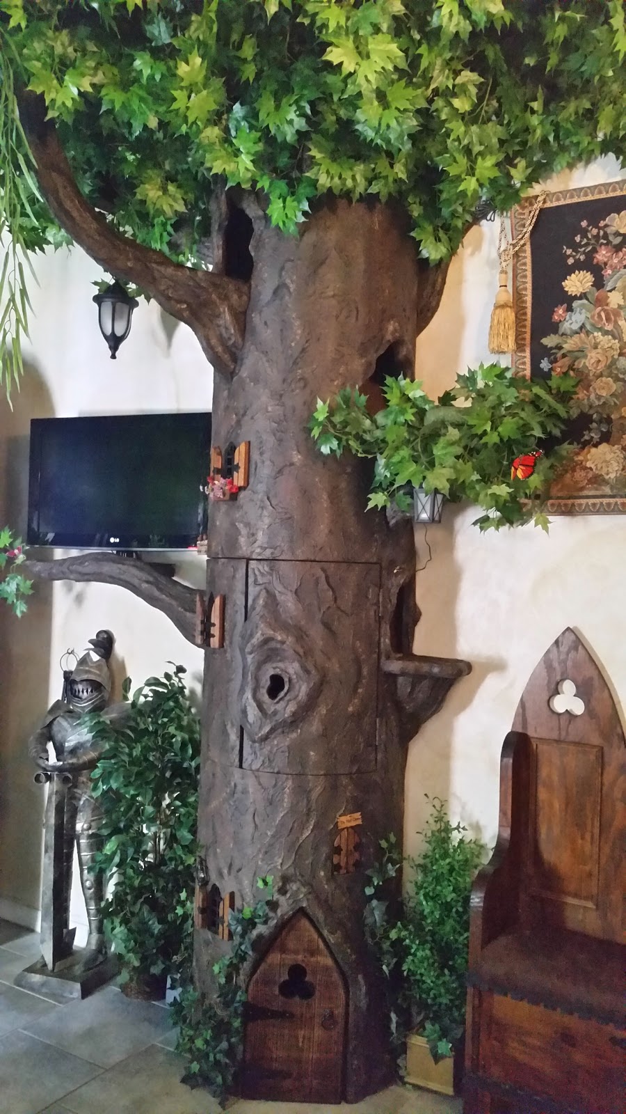 Luxury Cat Trees for Spoiled Rotten Kitties Large Cat Trees