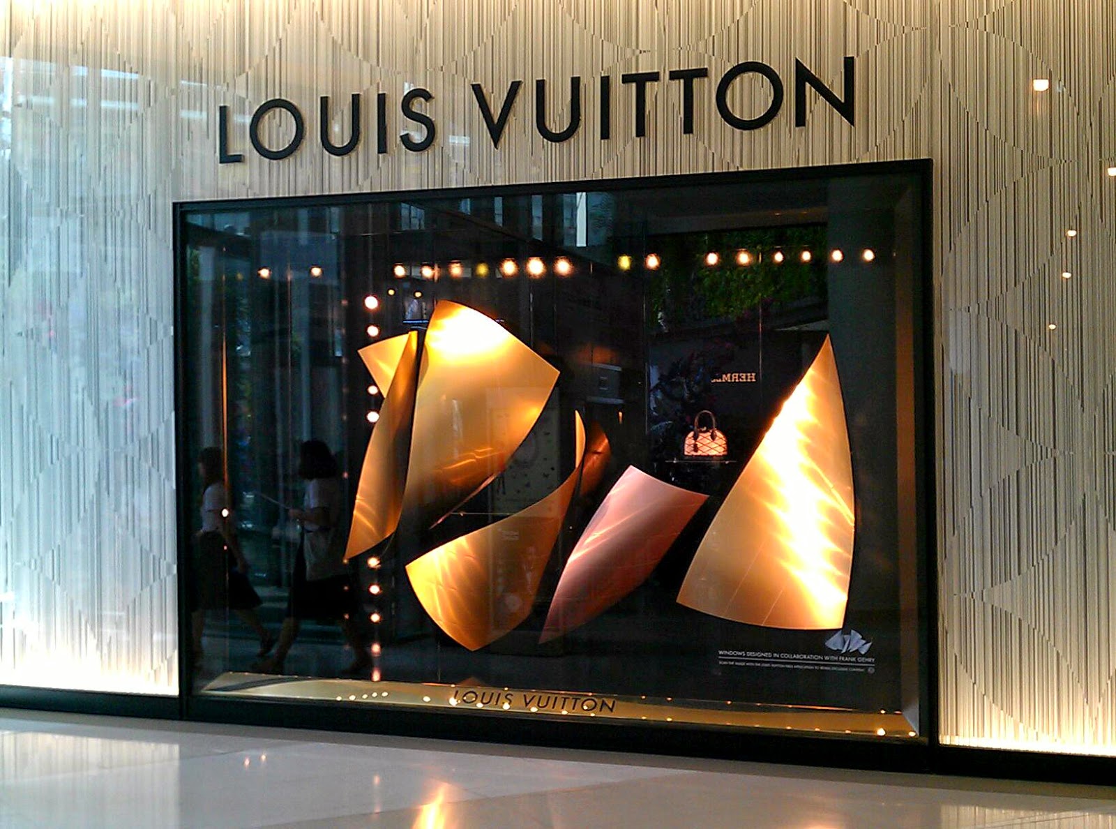 LOUIS VUITTON windows, Siam Paragon Bangkok