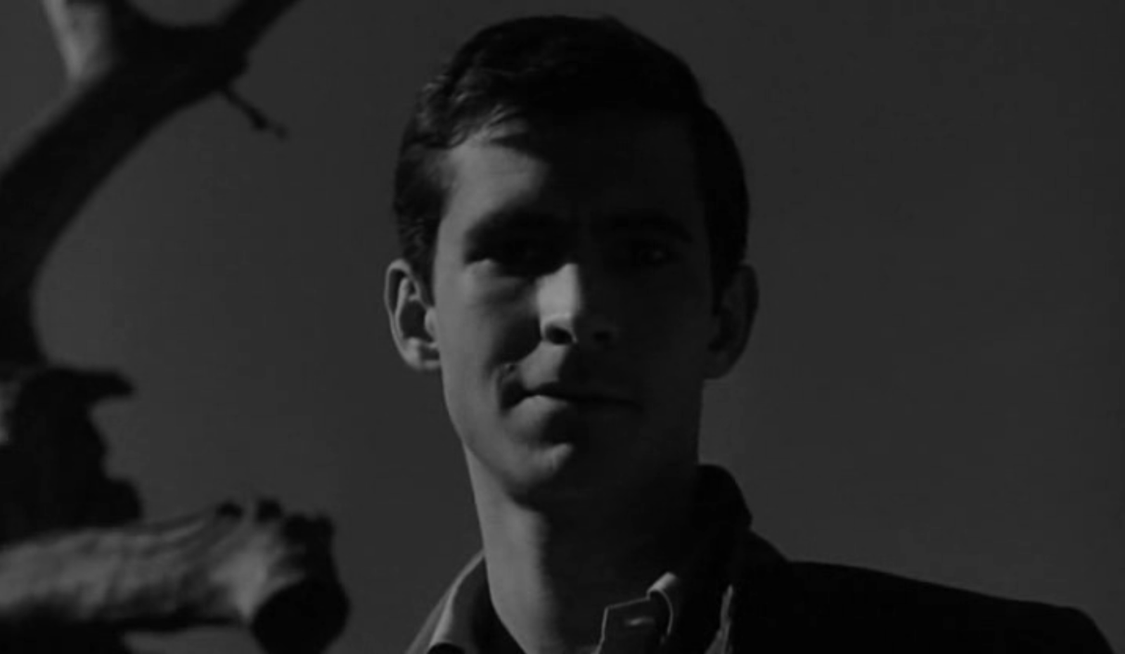 Энтони перкинс психо. Норман бейтс энтони перкинс. Норман бейтс психо. Норман бейтс. Норман бейтс энтони перкинс.