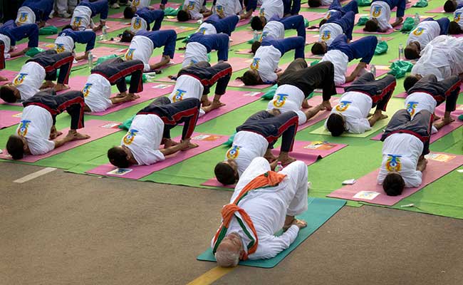 Yoga Therapy: Managing Stress, How to Cure Diabetes, High ...