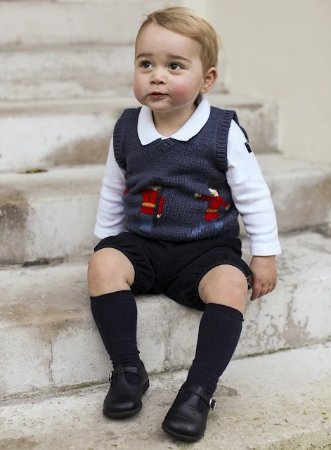 Cath Kidston Jumper - Cath Kidston Shirt - Cath Kidston Shoes Christmas photos of Prince George
