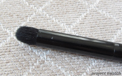ELF contour eyeshadow brush