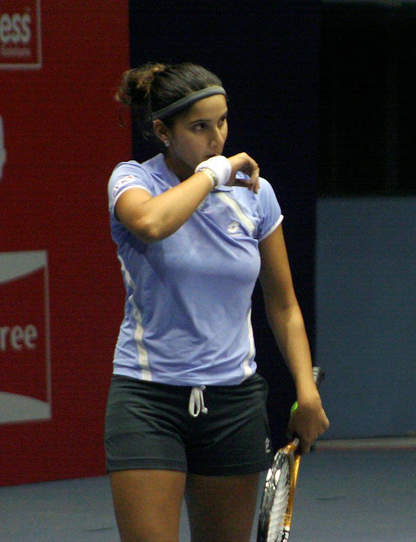 Sania Mirza So Hot Tennis Star Sizzling Photo Gallery -7833