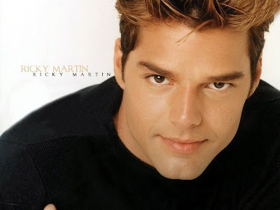 Estudando a Net: Papeis de Parede Ricky Martin