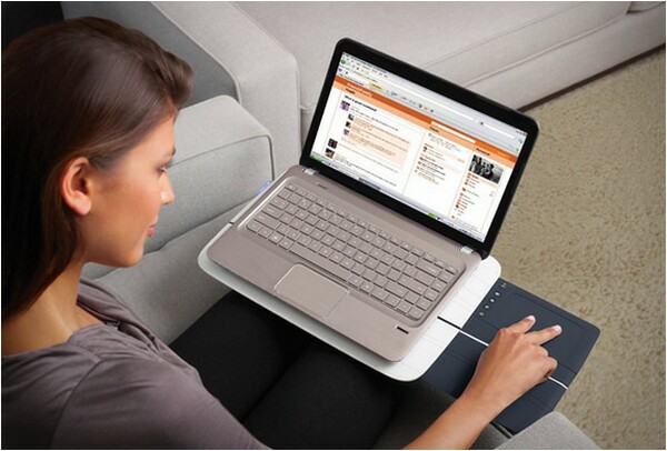 Touch Lapdesk with Retractable Multi-Touch Touchpad