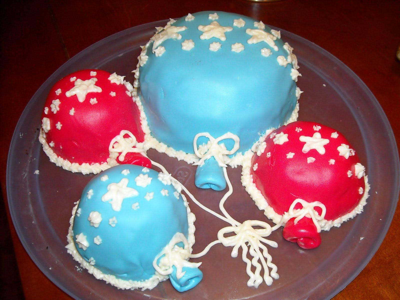 A Crafty Cook Marshmallow Fondant in Stand Mixer