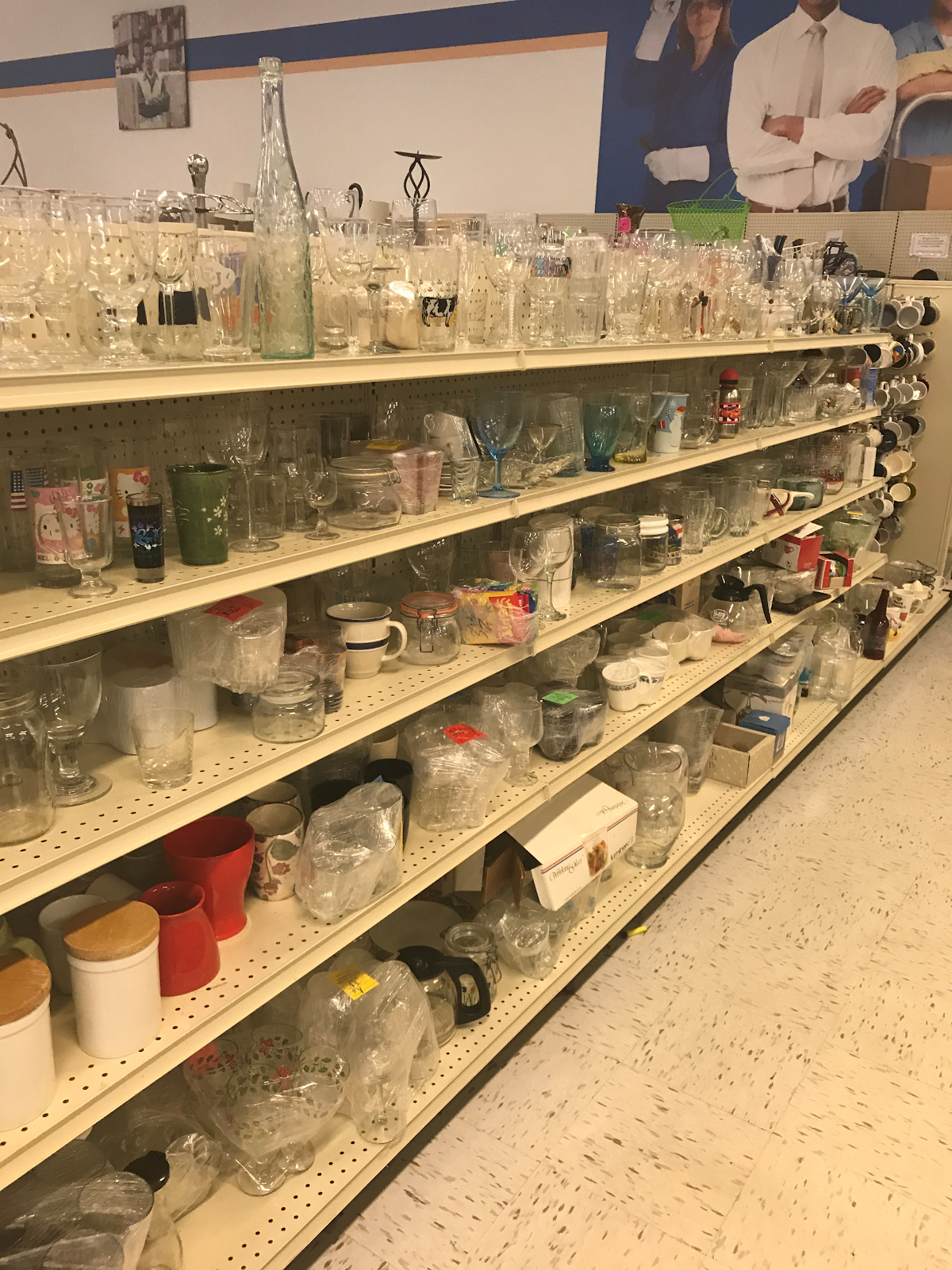 DO NOT miss these 8 things at Goodwill! Live Pretty on a Penny