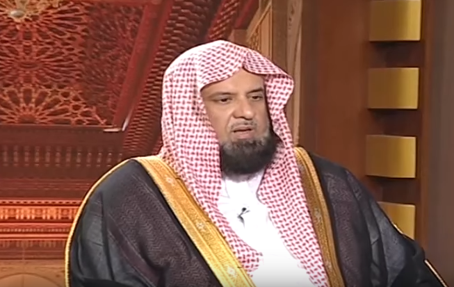 شاهد: فتوى مثيرة لرئيس “الهيئة” بالسعودية: “يجوز للزانية أن تخفي ذنبها عن خطيبها”!