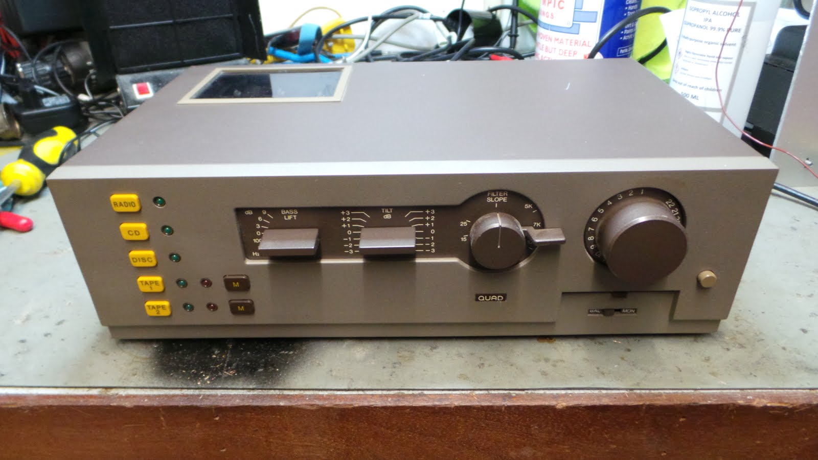 Doz' Blog: Quad 44 pre-amp. Minor restoration, and some sensible