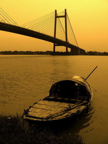 places-to-visit-in-kolkata, vidyasagar-setu, hoogly-bridge