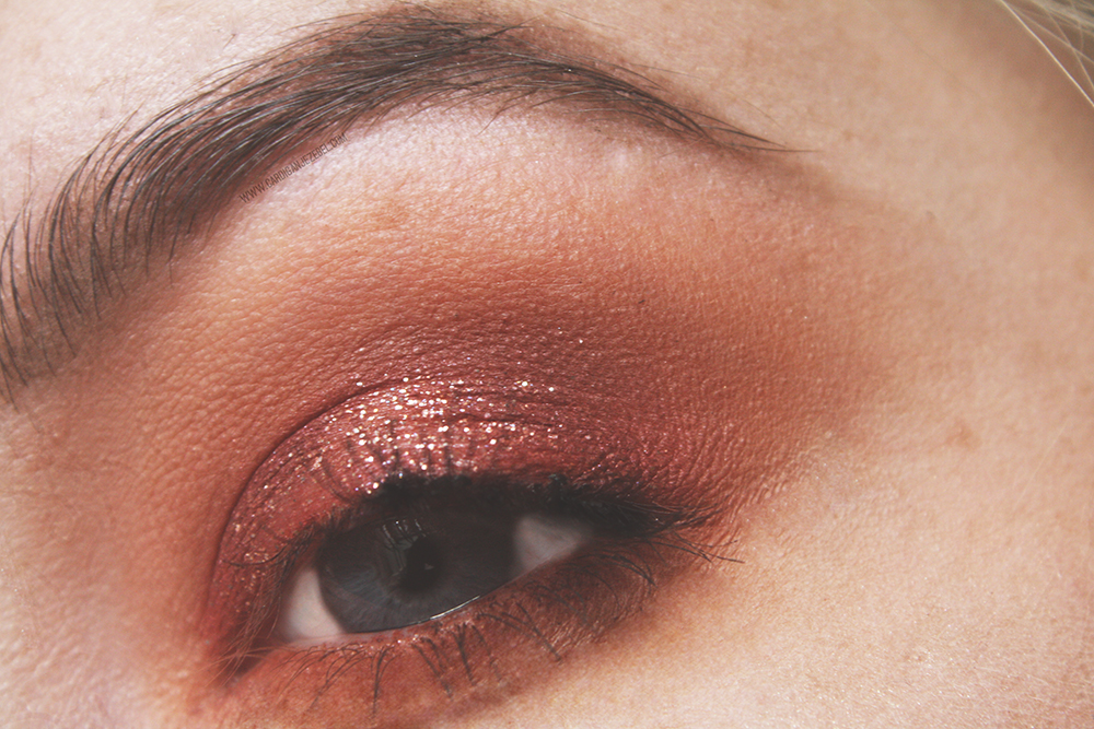 Burnt Orange Smokey Eye Makeup Look Cardigan Jezebel