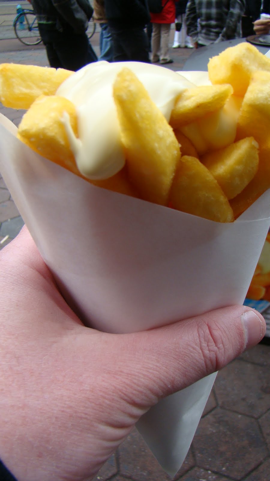 Foods around the world Fritas no cone, um clássico em Amsterdam