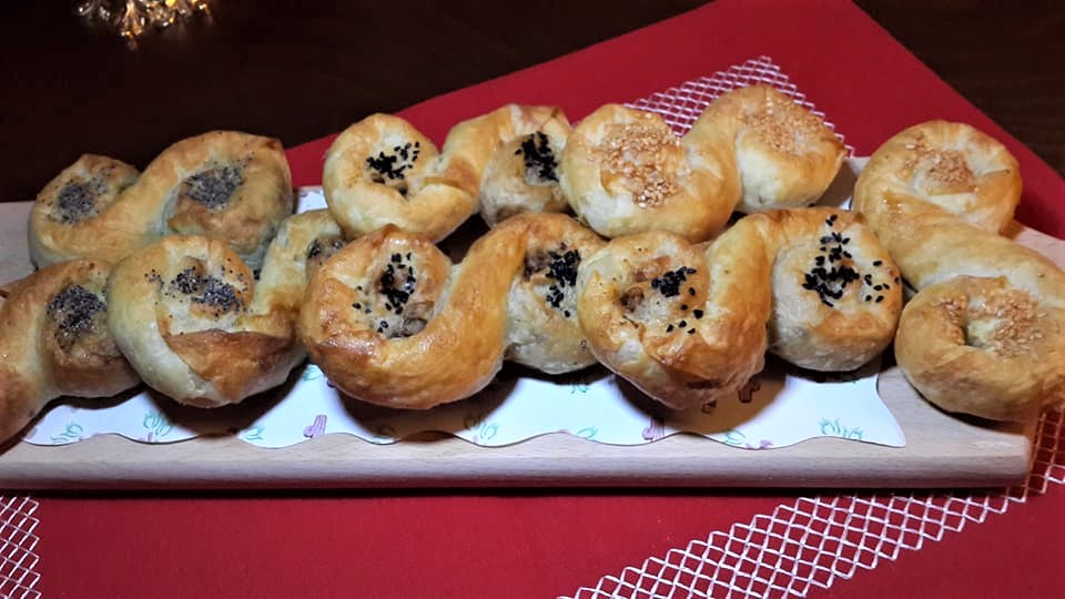 ÜÇ ÇEŞİT ��S�� BÖREK TARİFİ NEDİR ? LUNTUĞ