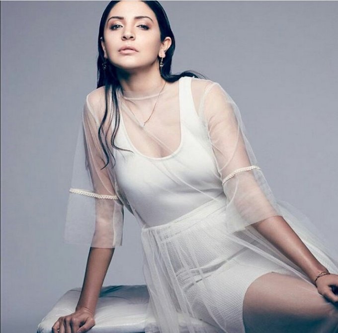 Bollywood Heroin Anushka Sharma Photo shoot In White