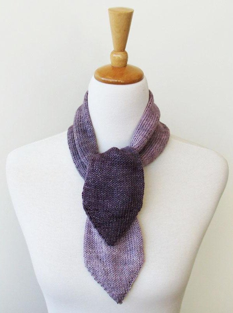 The Vintage Pattern Files: Free 1950's Knitting Pattern - A Sweet Li'l Scarfette