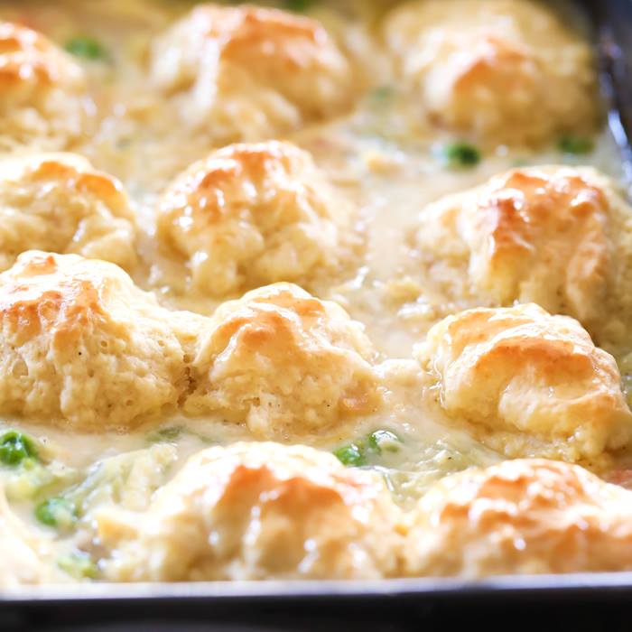 Nice food for every days CHICKEN AND DUMPLING CASSEROLE