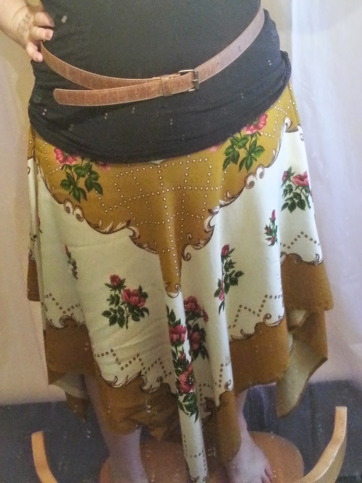 Refashion Coop Tablecloth Skirt