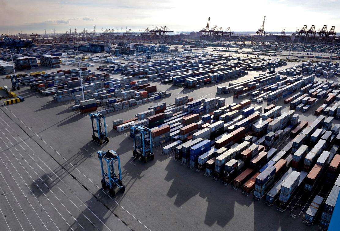 Expedition Earth: Rotterdam mainport