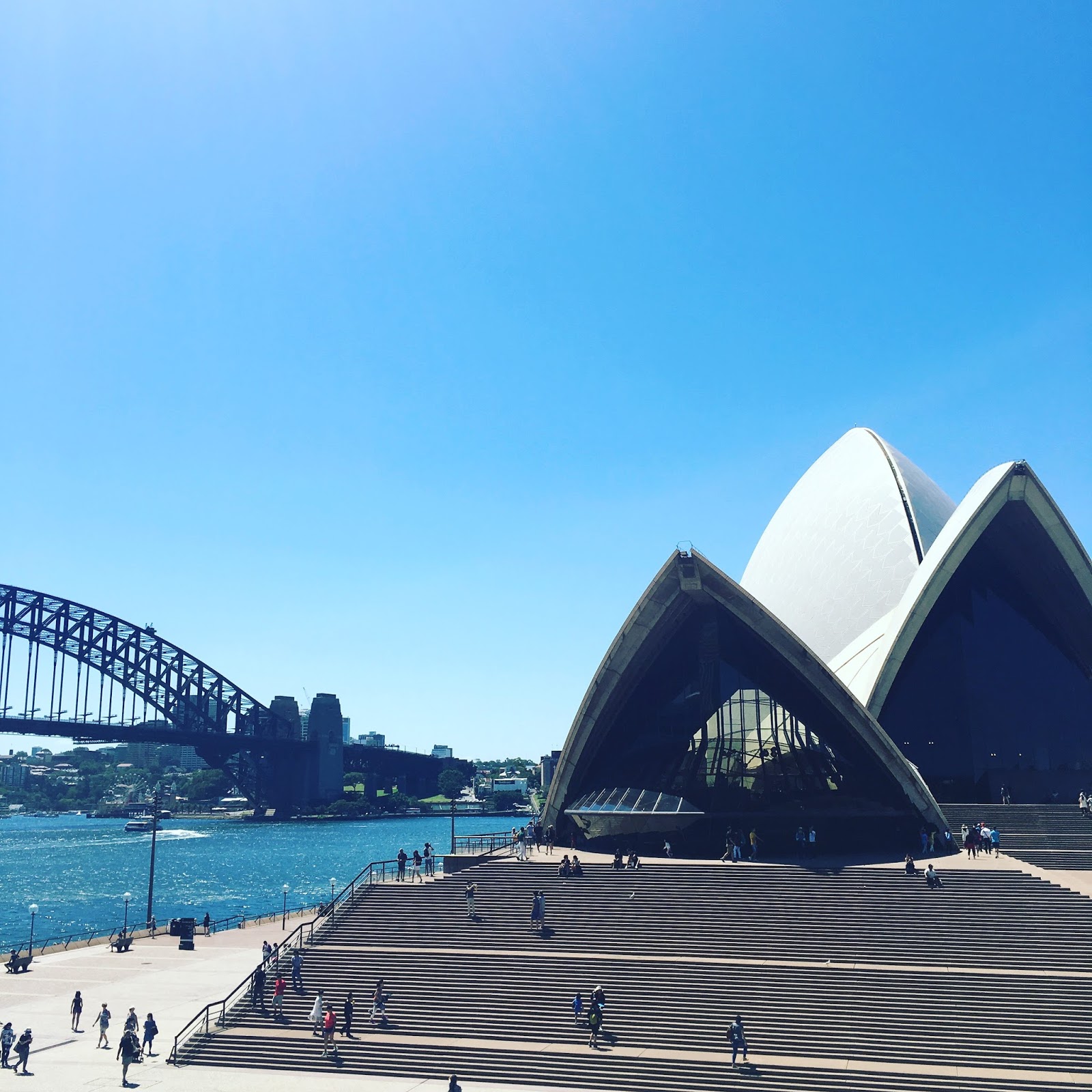 24 Hours in...Sydney by Laura Lewis