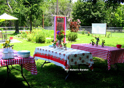 17 Labor Day Picnic Recipes at Miz Helen's Country Cottage