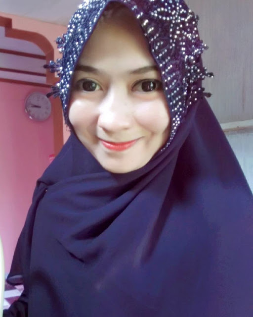 Kumpulan foto lengkap ibu bidan cantik new - CantikaMagz