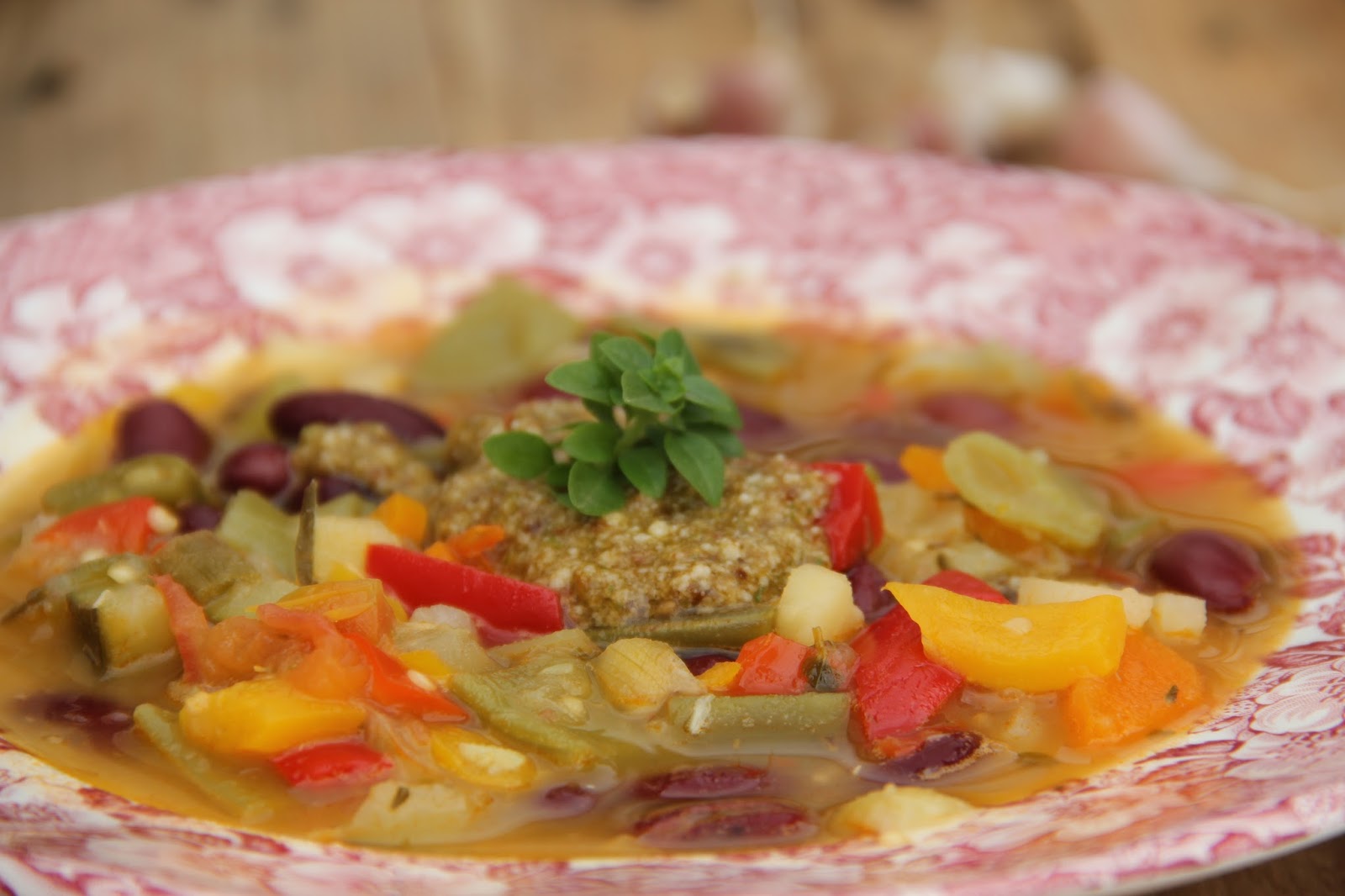 Kochbuch für Max und Moritz: Provence: Gemüsesuppe mit kalter ...