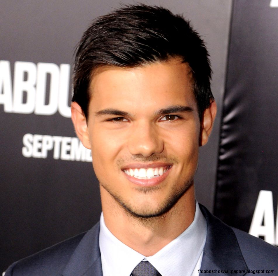 Taylor Lautner Interview on Breaking Dawn and Brad Pitt  POPSUGAR
