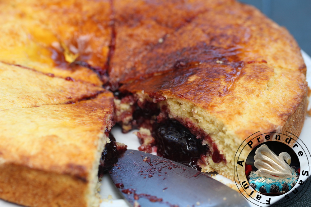 Gâteau basque à la confiture de cerises (pas à pas en photos) A Prendre Sans Faim