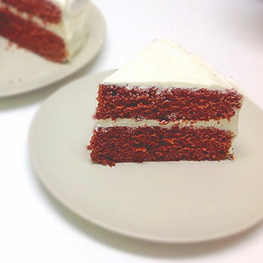 http://cocinarconamigos.blogspot.com/2014/03/tarta-red-velvet.html