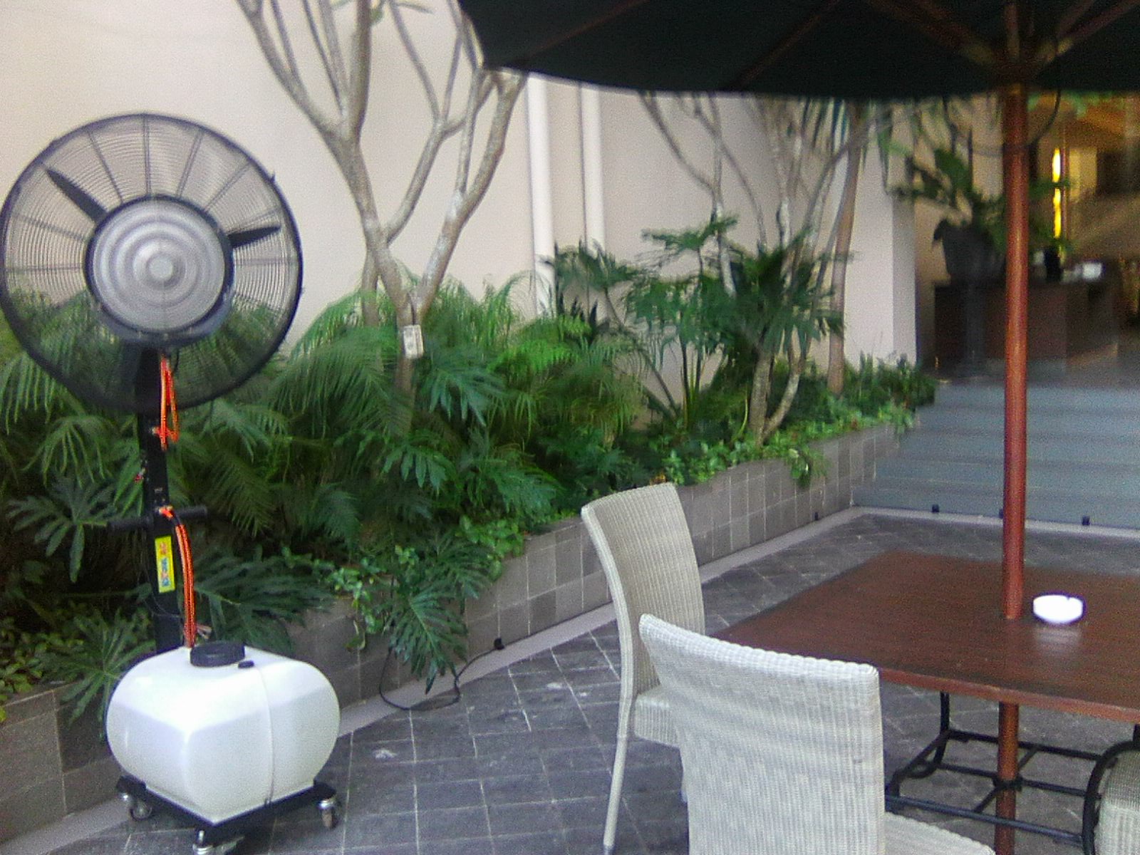 SEWA MISTY COOLING FAN DI SEMARANG, SEWA MISTY COOLING FAN DI