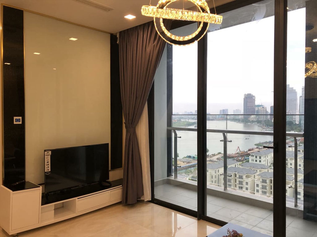 Cho thuê officetel 2 phòng ngủ Vinhomes Golden River Aqua 1
