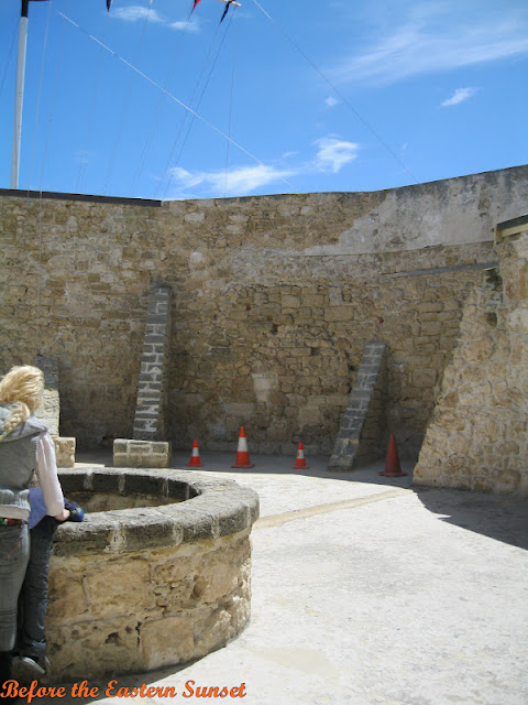 Fremantle City Round House - well