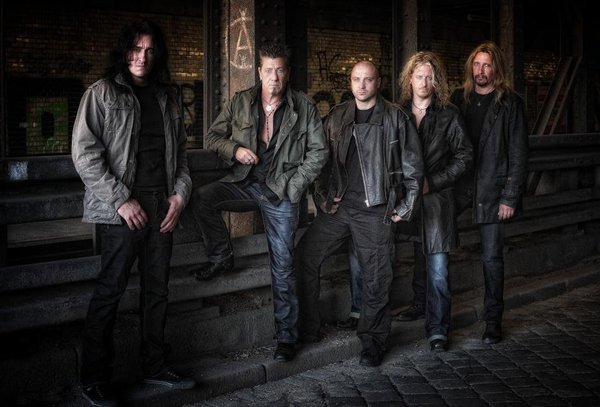 HAMMERSCHMITT - Still On Fire (2016) inside