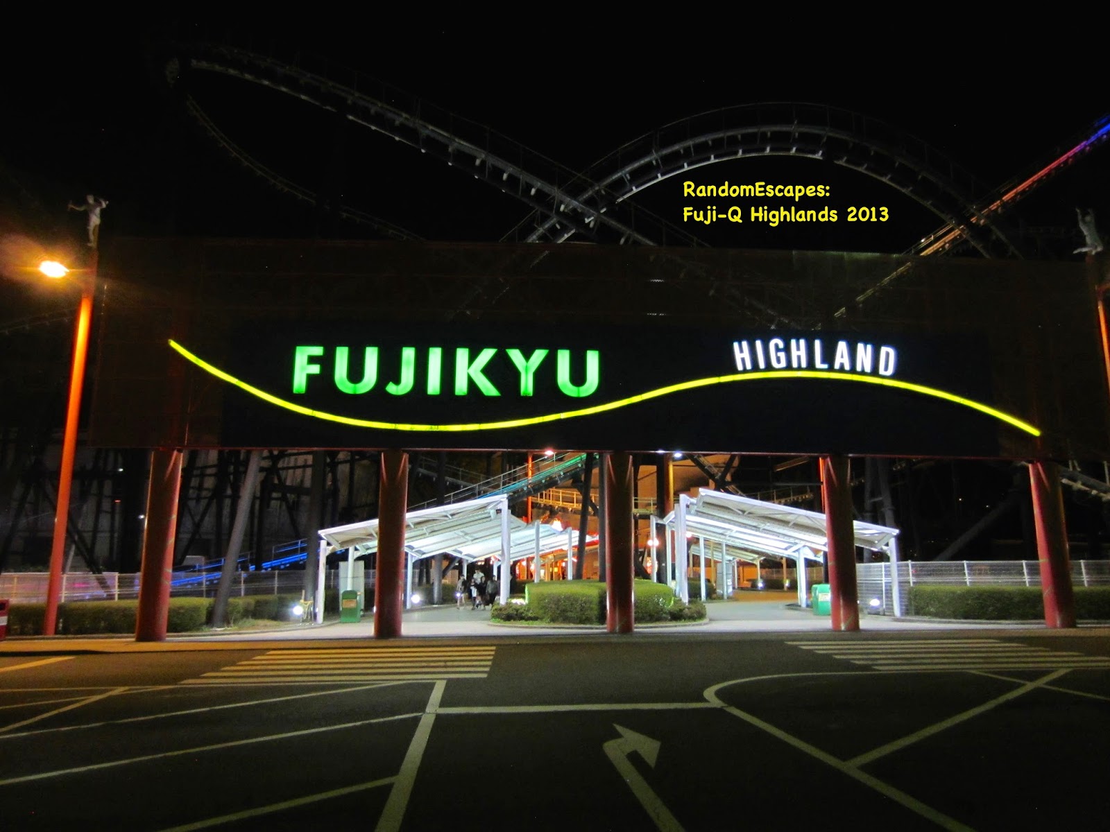 RANDOM ESCAPES: Fuji-Q Highlands: Home of Roller Coasters