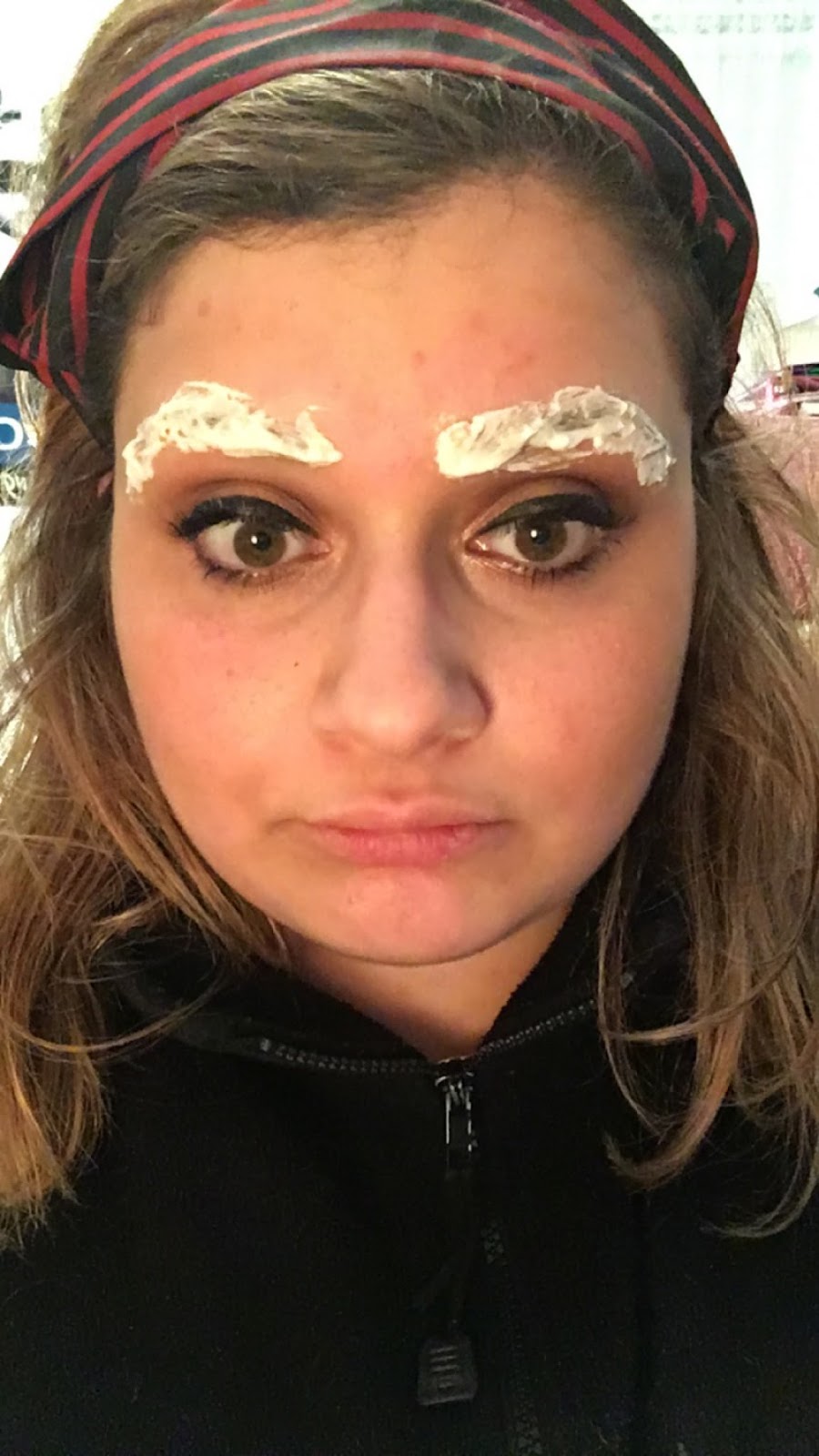 Hair, Makeup & Beauty OH MY!! Bleaching Eyebrows using Jolen