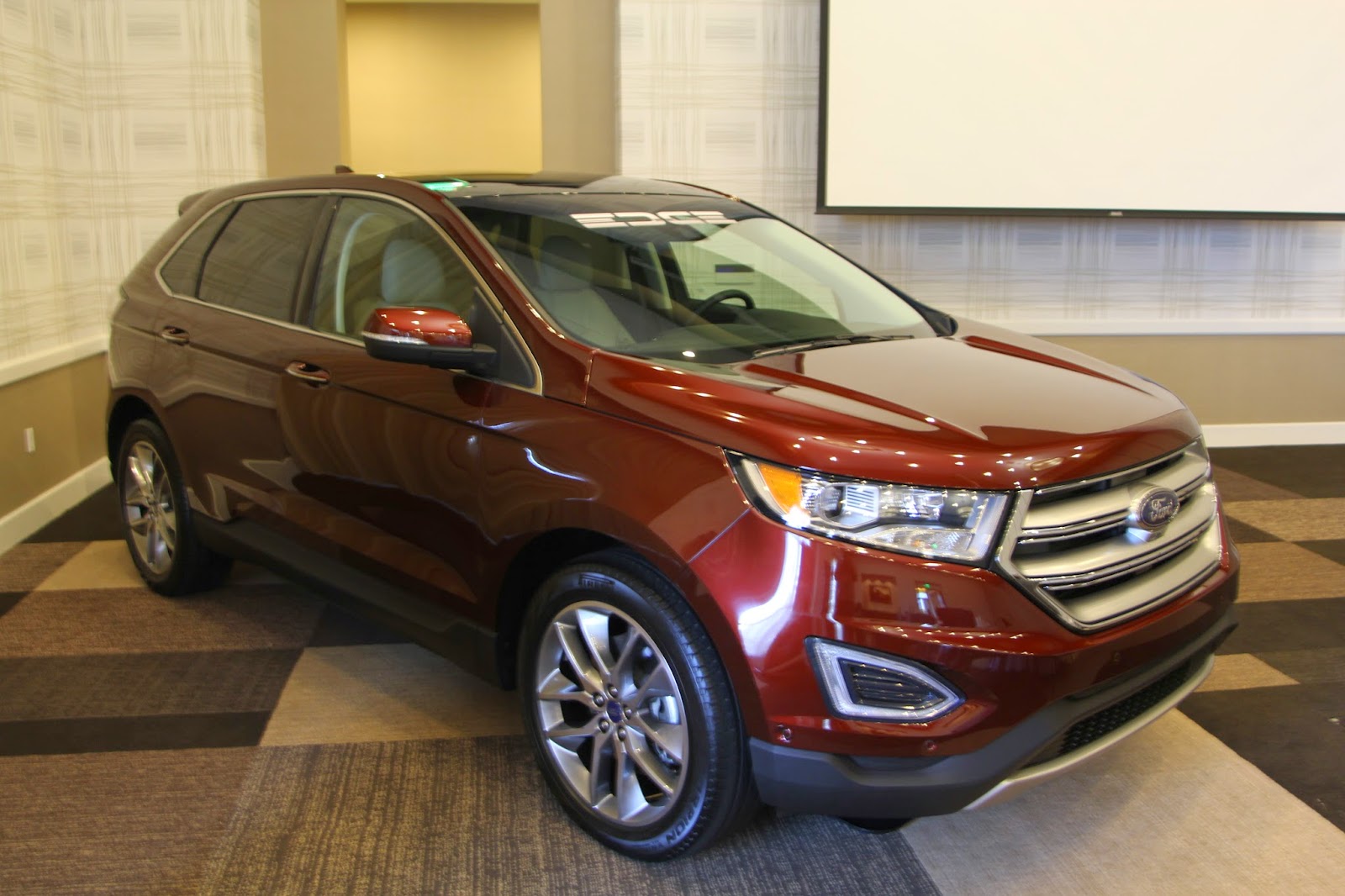 SoCalAutoBlog: 2015 Ford Edge First Look