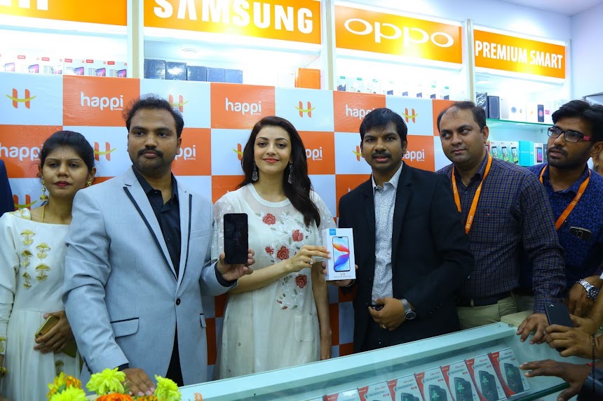 Kajal Aggarwal at Happi Mobiles Launch