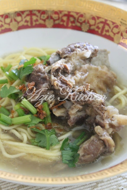 Mee Sup Tulang Yang Sedap