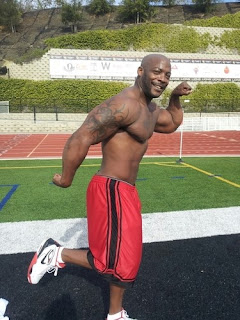 Mibali Afrika: Black straight: Nat Turnher (Terry Hayes)