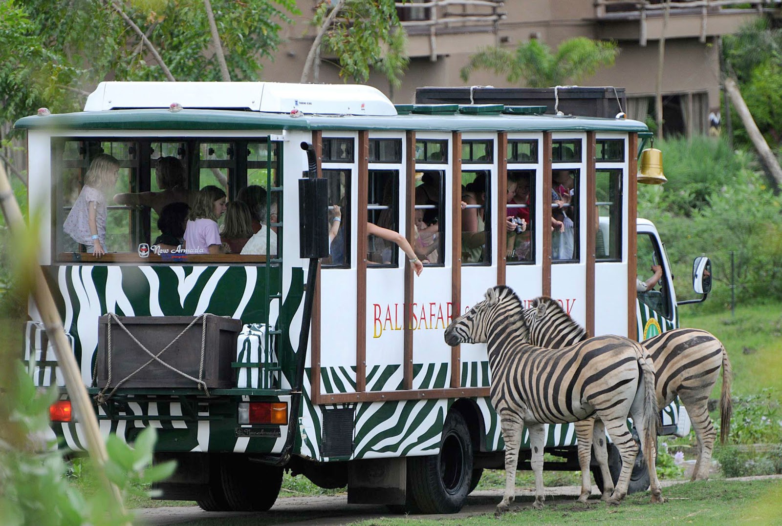 BALI SAFARI PARK MARINE bali-safari-park-marine