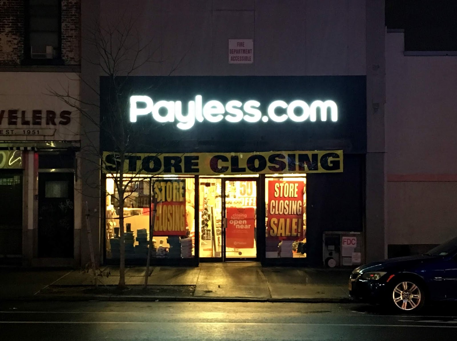 payless mecca mall