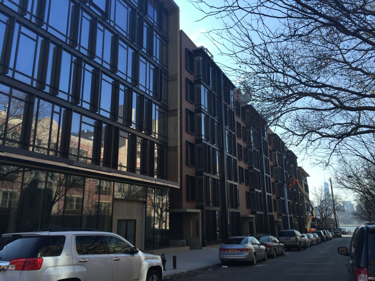 On the Brooklyn Waterfront An Afternoon Visit to South Williamsburg