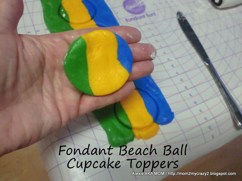 Running away? I'll help you pack. Beach Bingo Beach Themed Cupcakes (Fondant Beach Balls