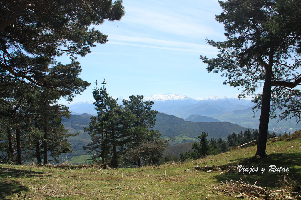 Ruta al Pico Pienzo, Asturias
