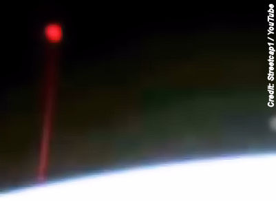 UFO Seen Firing Red Beam Of Light At Earth 12-5-14