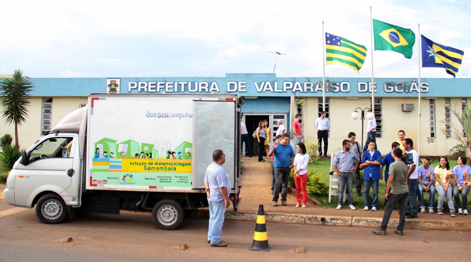 Prefeitura de Valparaíso de Goiás lança concurso público