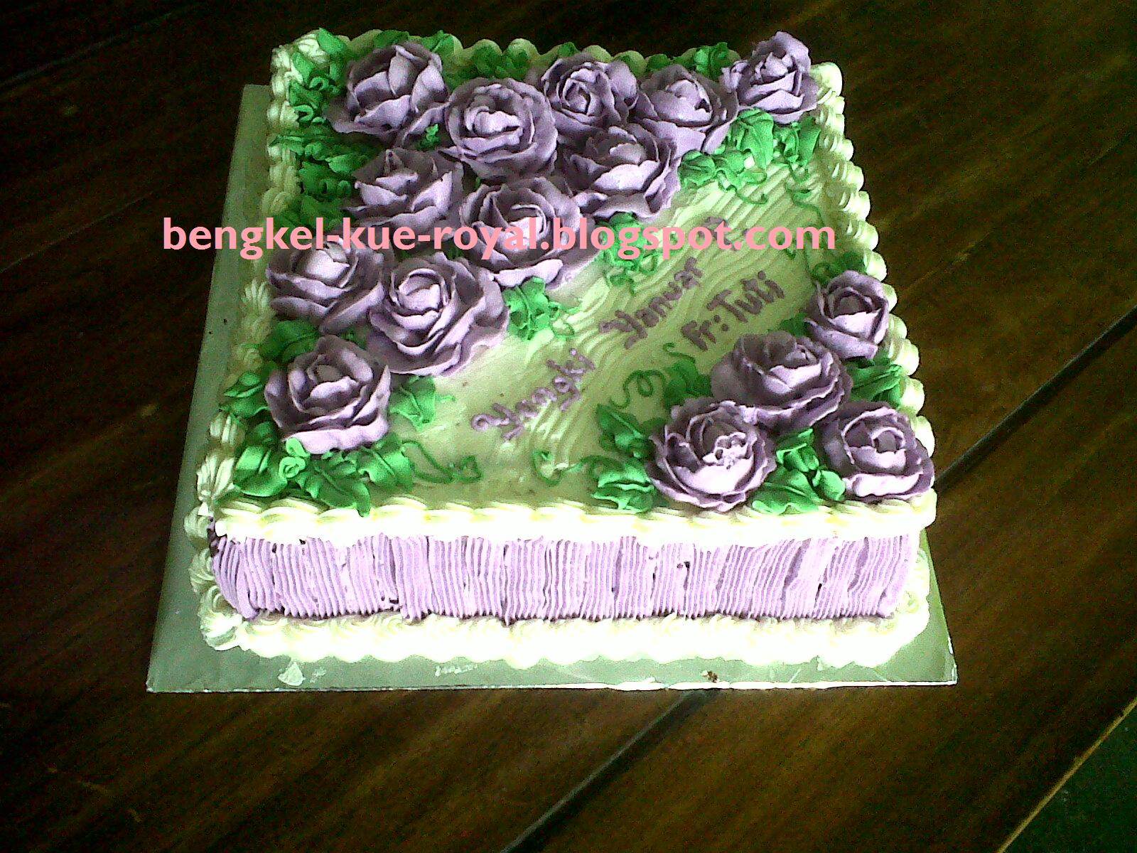ROYAL COOKIES JEMBER: Birthday Cakes nya bengkelkue