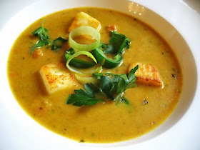 carrot soup with paneer cubes