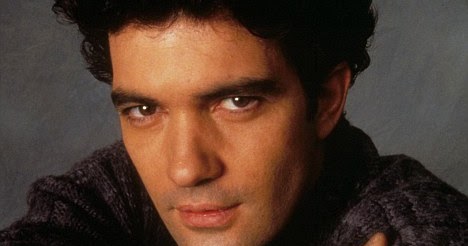 converse gladiator sneakers