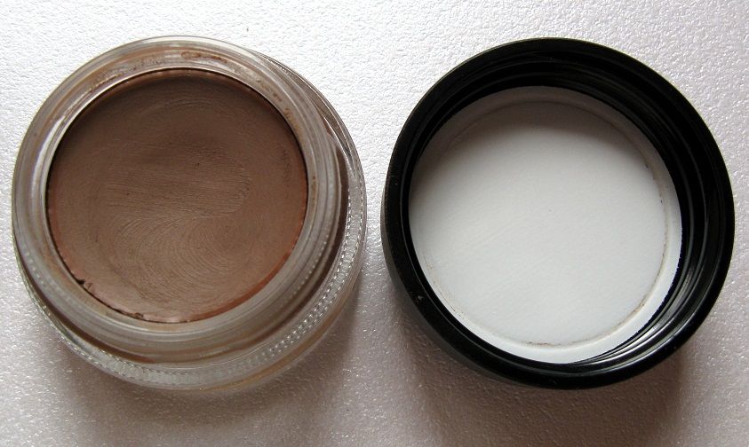 Wolfette's Pandora MAC Paint Pot Painterly si Quite Natural REVIEW